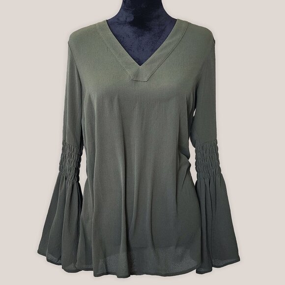 MICHAEL by Michael Kors Long Sleeve Green Bohemian Top with Bell Sleeves - Picture 1 of 9